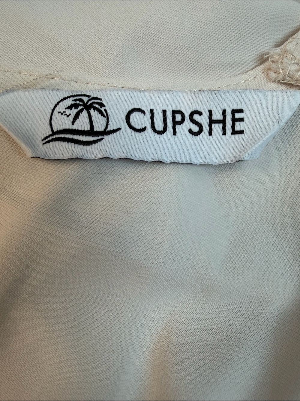 Cupshe Cream V-Neck Puff Sleeve Jumpsuit - Picture 5 of 6